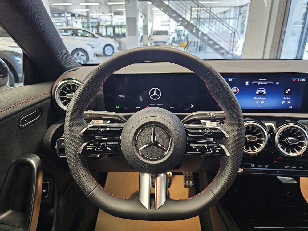 Mercedes-Benz CLA 200 bei Hoffmann Automobile in Wolfsburg kaufen und sofort mitnehmen - Bild 24