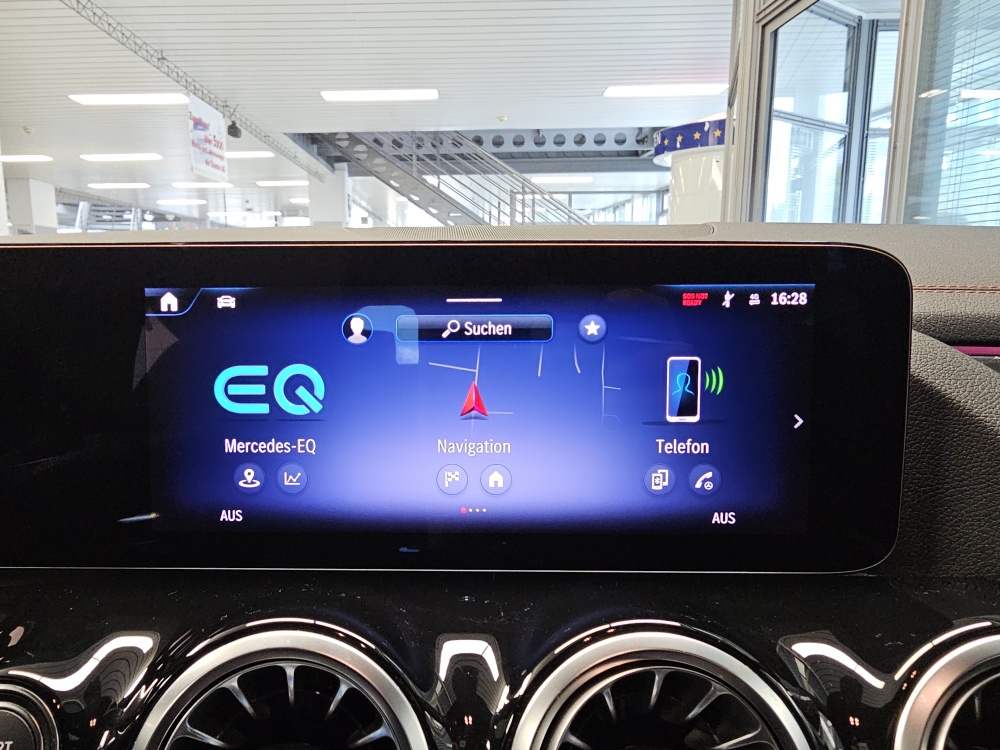 Mercedes-Benz EQA 250+ bei Hoffmann Automobile in Wolfsburg kaufen und sofort mitnehmen - Bild 12
