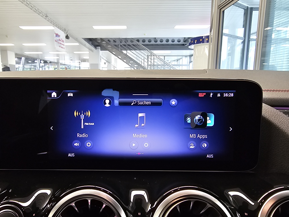 Mercedes-Benz EQA 250+ bei Hoffmann Automobile in Wolfsburg kaufen und sofort mitnehmen - Bild 13