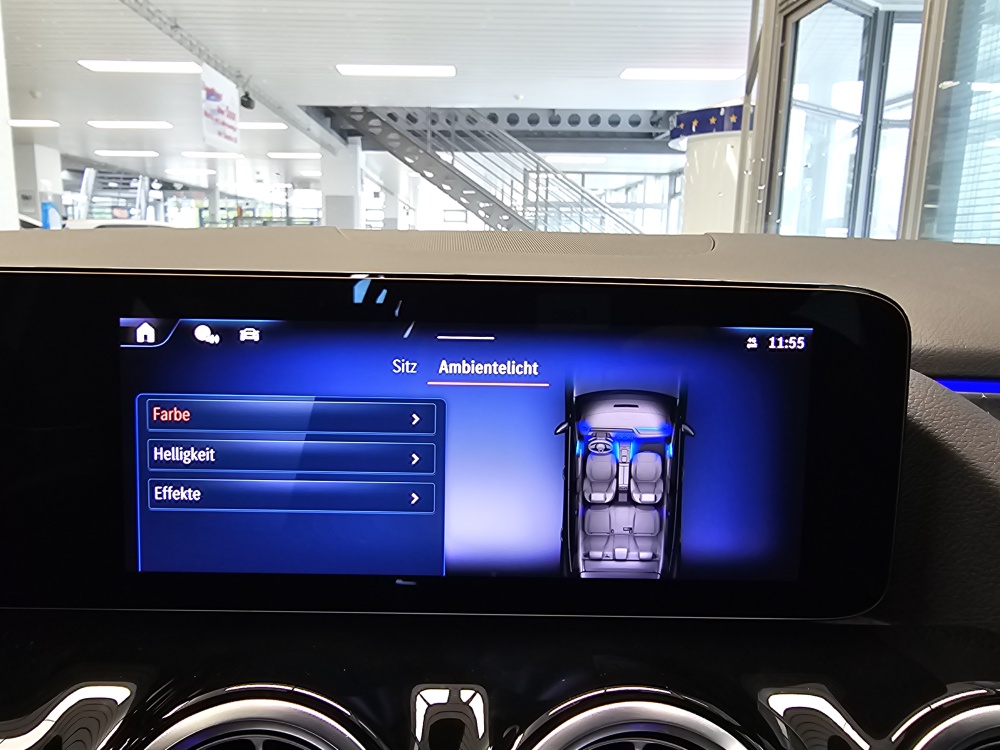 Mercedes-Benz EQA 250+ bei Hoffmann Automobile in Wolfsburg kaufen und sofort mitnehmen - Bild 18