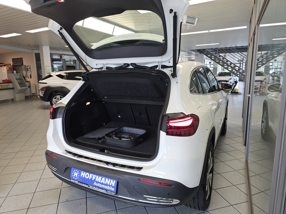 Mercedes-Benz EQA 250+ bei Hoffmann Automobile in Wolfsburg kaufen und sofort mitnehmen - Bild 2