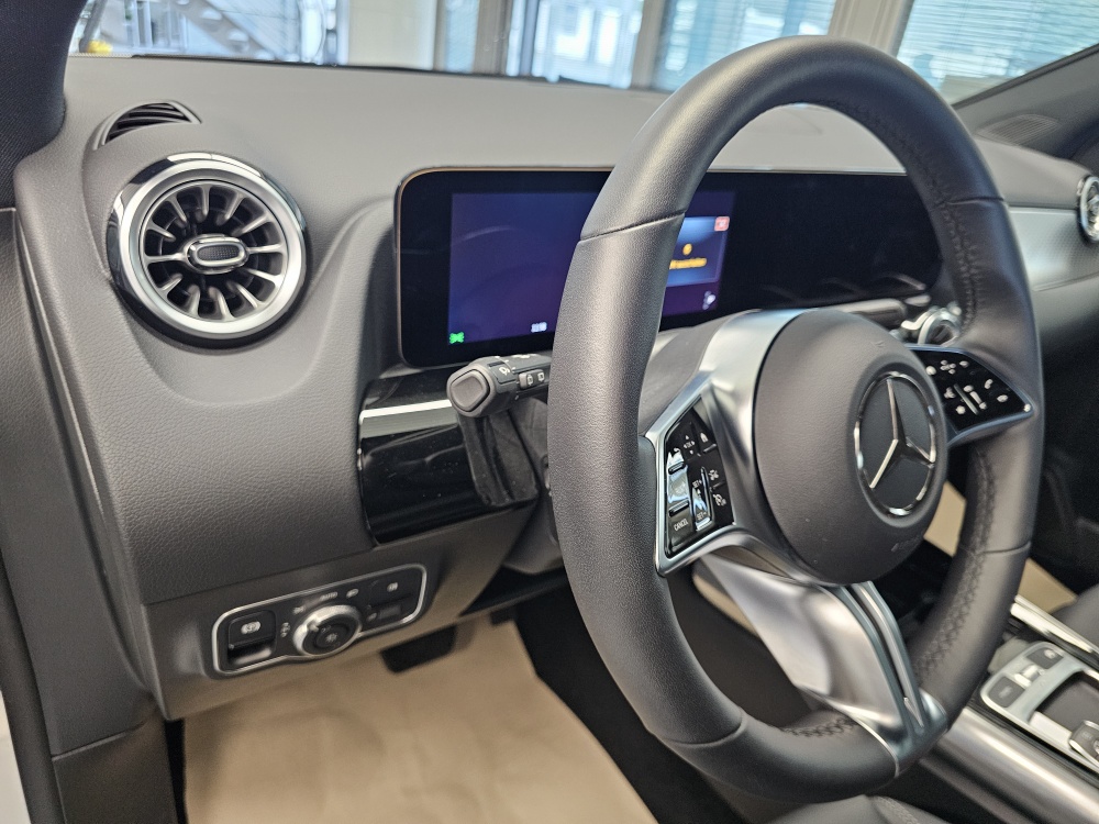 Mercedes-Benz EQA 250+ bei Hoffmann Automobile in Wolfsburg kaufen und sofort mitnehmen - Bild 29