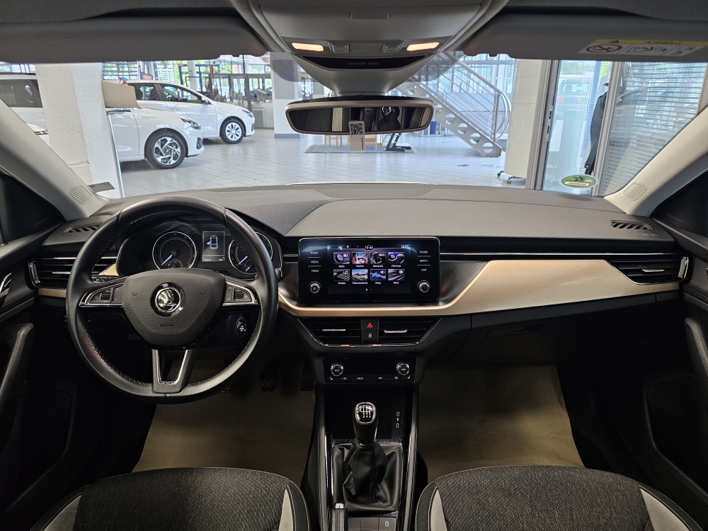 Skoda Scala bei Hoffmann Automobile in Wolfsburg kaufen und sofort mitnehmen - Bild 5