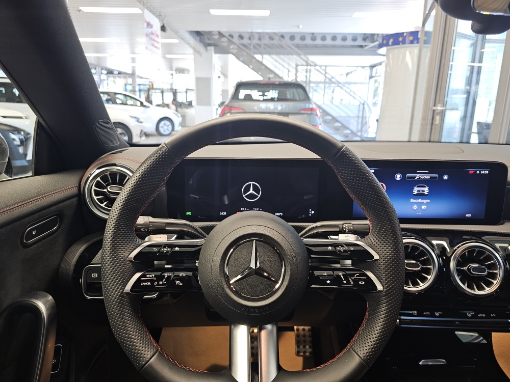 Mercedes-Benz CLA 200 bei Hoffmann Automobile in Wolfsburg kaufen und sofort mitnehmen - Bild 24