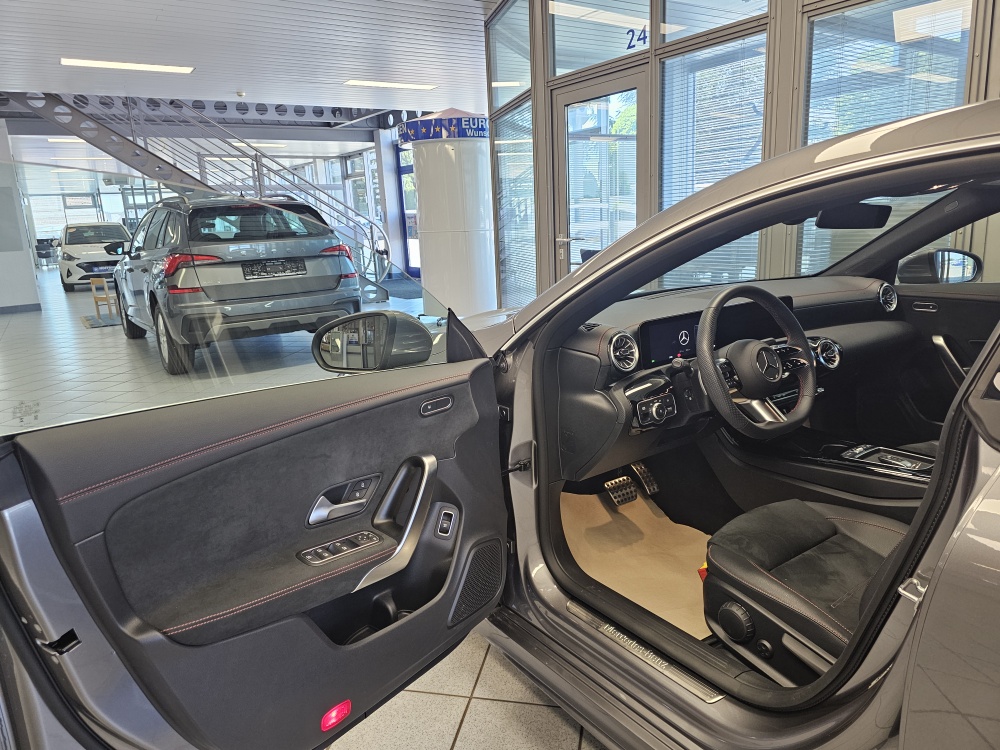 Mercedes-Benz CLA 200 bei Hoffmann Automobile in Wolfsburg kaufen und sofort mitnehmen - Bild 29
