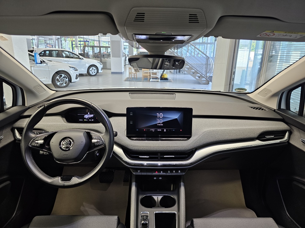 Skoda Enyaq bei Hoffmann Automobile in Wolfsburg kaufen und sofort mitnehmen - Bild 5