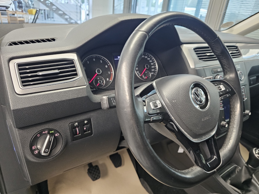VW Caddy bei Hoffmann Automobile in Wolfsburg kaufen und sofort mitnehmen - Bild 18