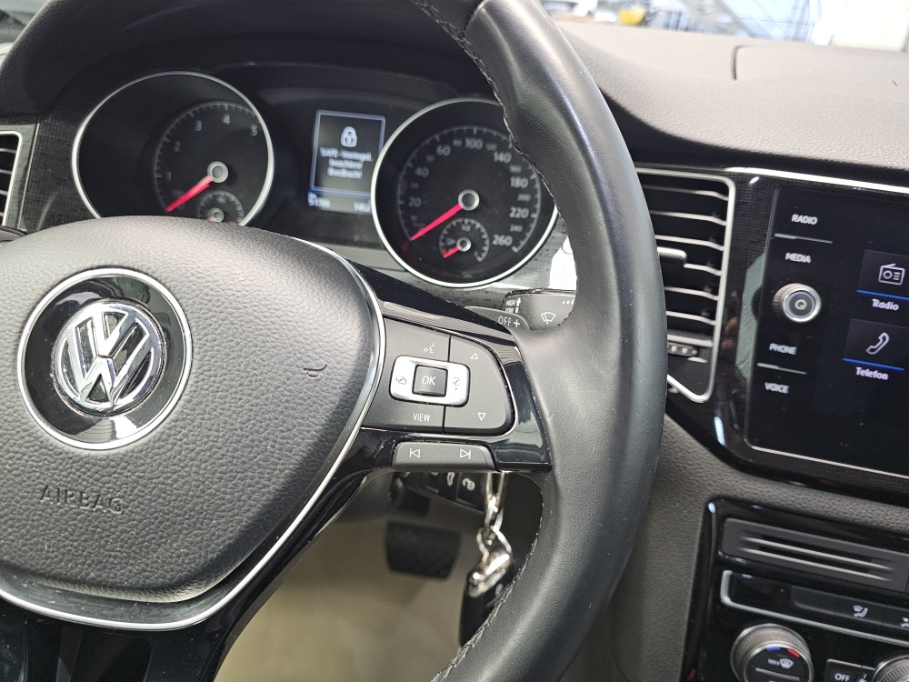 VW Golf Sportsvan bei Hoffmann Automobile in Wolfsburg kaufen und sofort mitnehmen - Bild 19