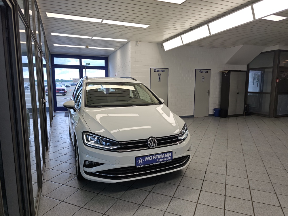 VW Golf Sportsvan bei Hoffmann Automobile in Wolfsburg kaufen und sofort mitnehmen - Bild 29