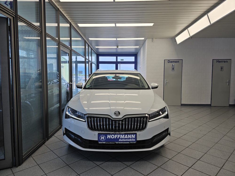 Skoda Superb Combi bei Hoffmann Automobile in Wolfsburg kaufen und sofort mitnehmen - Bild 26