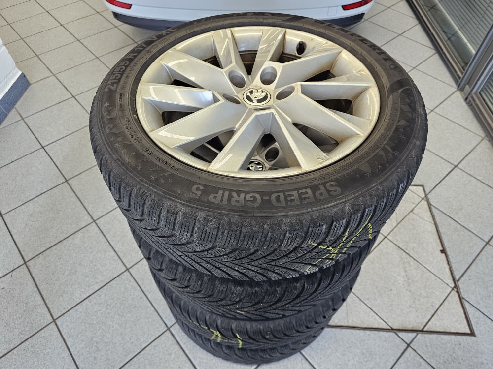 Skoda Superb Combi bei Hoffmann Automobile in Wolfsburg kaufen und sofort mitnehmen - Bild 5