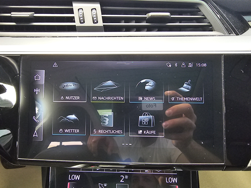 Audi e-tron bei Hoffmann Automobile in Wolfsburg kaufen und sofort mitnehmen - Bild 13