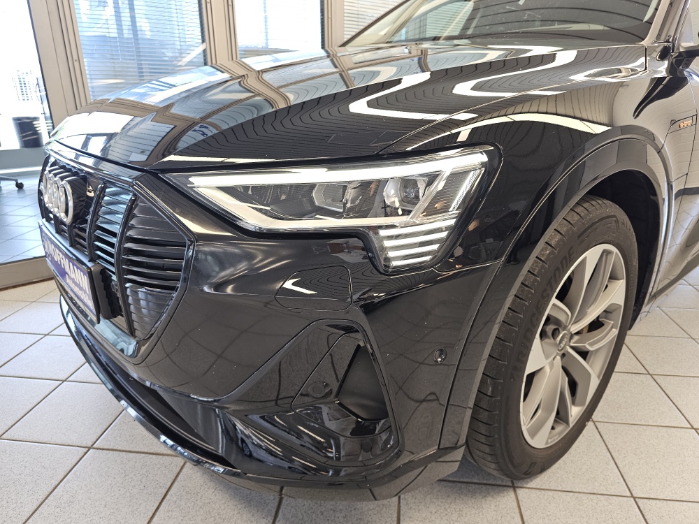 Audi e-tron bei Hoffmann Automobile in Wolfsburg kaufen und sofort mitnehmen - Bild 31