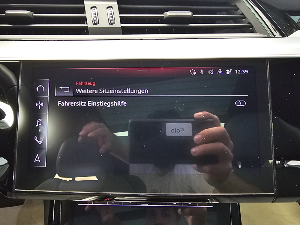Audi e-tron bei Hoffmann Automobile in Wolfsburg kaufen und sofort mitnehmen - Bild 23
