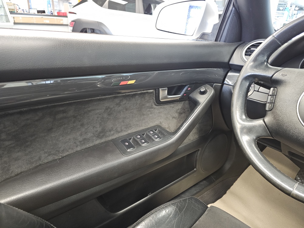 Audi A4 Cabrio bei Hoffmann Automobile in Wolfsburg kaufen und sofort mitnehmen - Bild 10