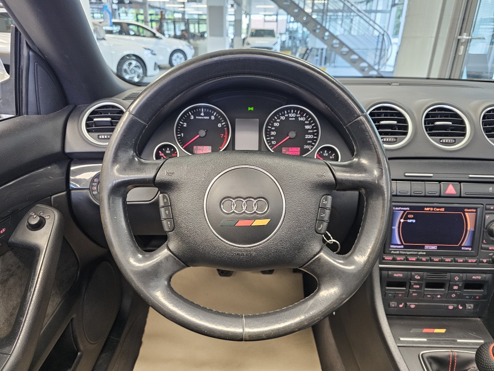 Audi A4 Cabrio bei Hoffmann Automobile in Wolfsburg kaufen und sofort mitnehmen - Bild 11