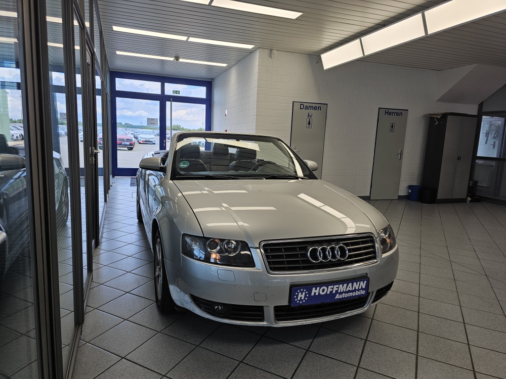 Audi A4 Cabrio bei Hoffmann Automobile in Wolfsburg kaufen und sofort mitnehmen - Bild 18