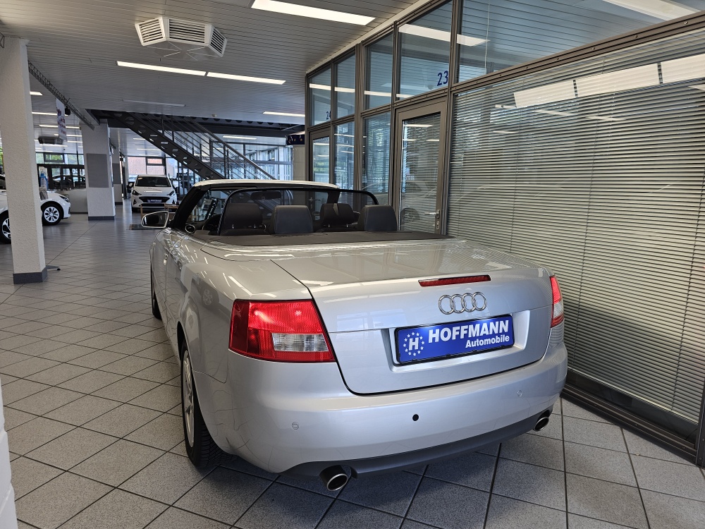 Audi A4 Cabrio bei Hoffmann Automobile in Wolfsburg kaufen und sofort mitnehmen - Bild 3