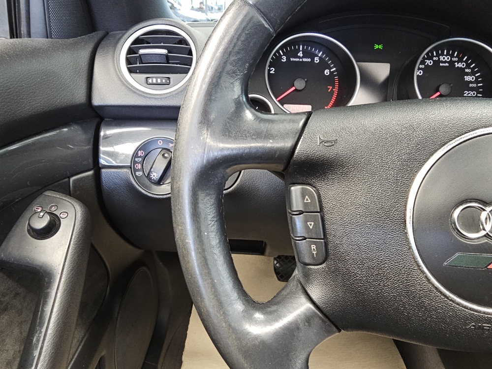 Audi A4 Cabrio bei Hoffmann Automobile in Wolfsburg kaufen und sofort mitnehmen - Bild 9
