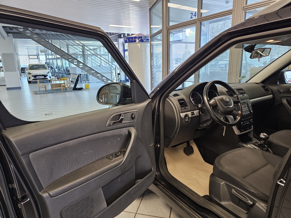 Skoda Yeti bei Hoffmann Automobile in Wolfsburg kaufen und sofort mitnehmen - Bild 16