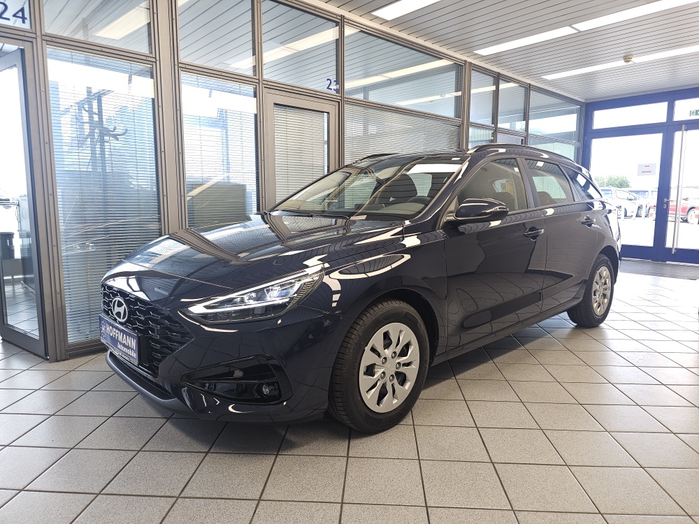 Hyundai i30 Kombi  für nur 21.250,- € bei Hoffmann Automobile in Wolfsburg kaufen und sofort mitnehmen