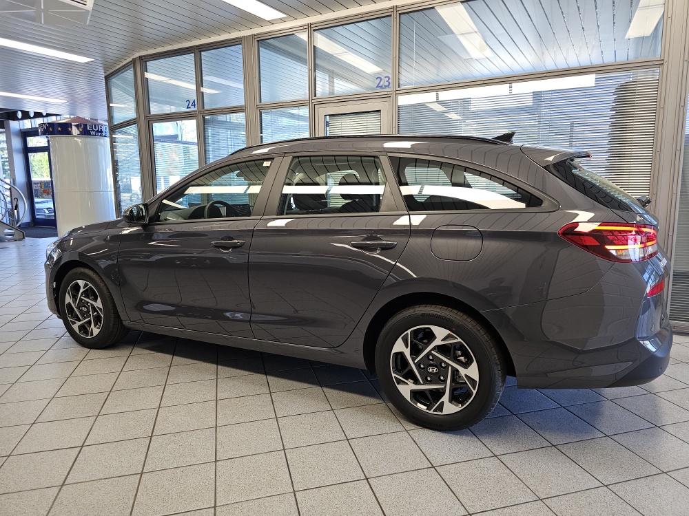Hyundai i30 Kombi bei Hoffmann Automobile in Wolfsburg kaufen und sofort mitnehmen - Bild 24
