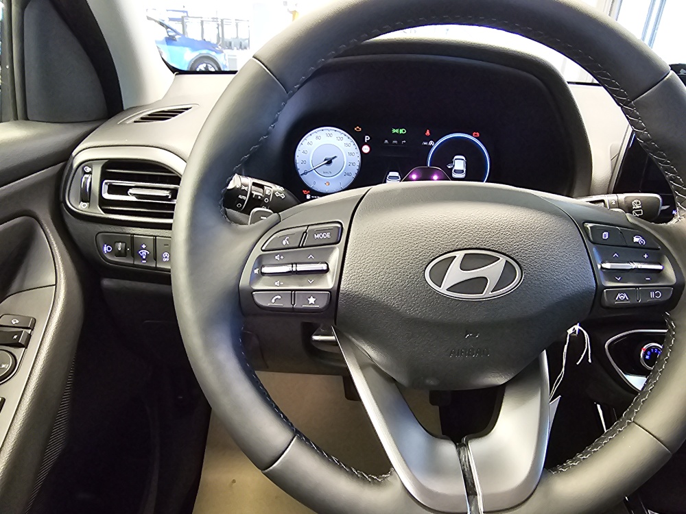 Hyundai i30 Kombi bei Hoffmann Automobile in Wolfsburg kaufen und sofort mitnehmen - Bild 15