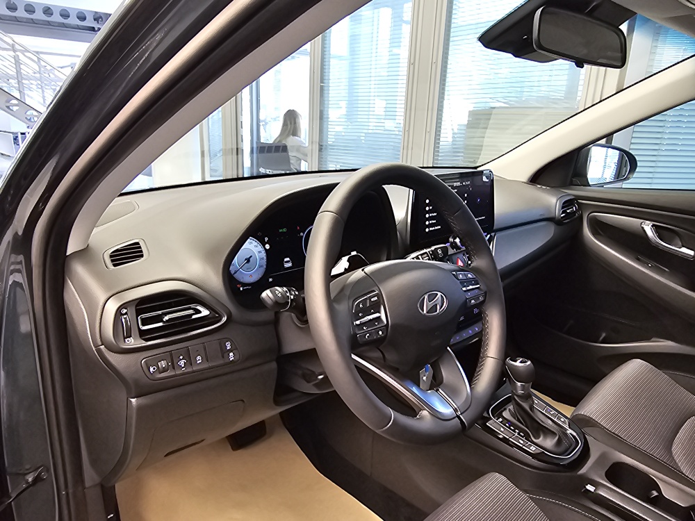 Hyundai i30 Kombi bei Hoffmann Automobile in Wolfsburg kaufen und sofort mitnehmen - Bild 19