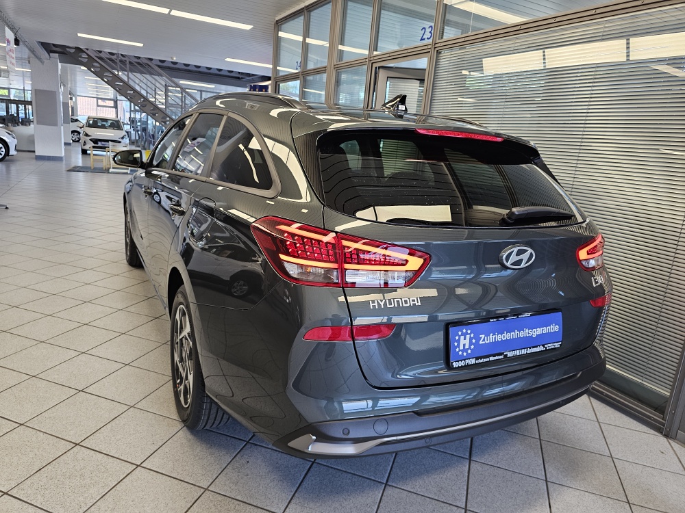 Hyundai i30 Kombi bei Hoffmann Automobile in Wolfsburg kaufen und sofort mitnehmen - Bild 3