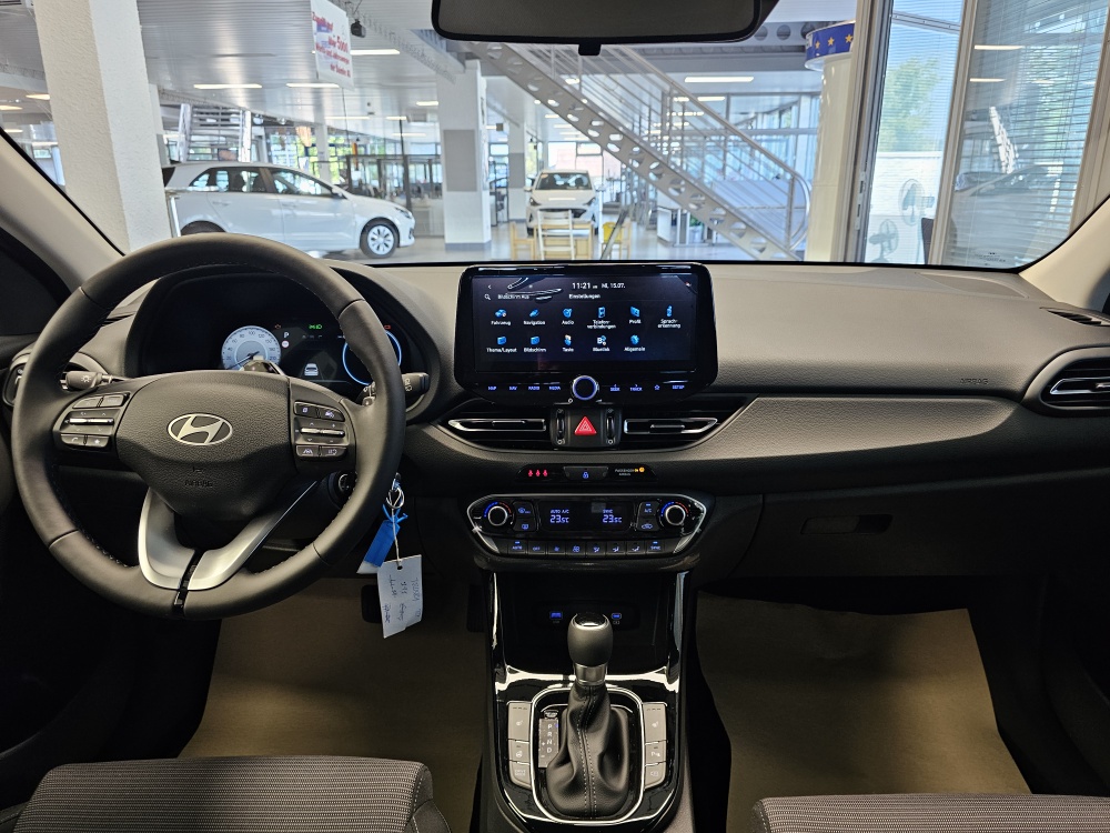Hyundai i30 Kombi bei Hoffmann Automobile in Wolfsburg kaufen und sofort mitnehmen - Bild 6