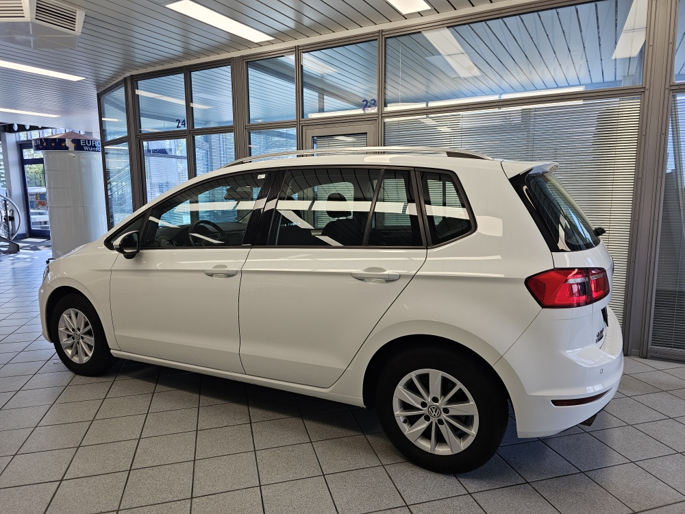 VW Golf Sportsvan bei Hoffmann Automobile in Wolfsburg kaufen und sofort mitnehmen - Bild 17