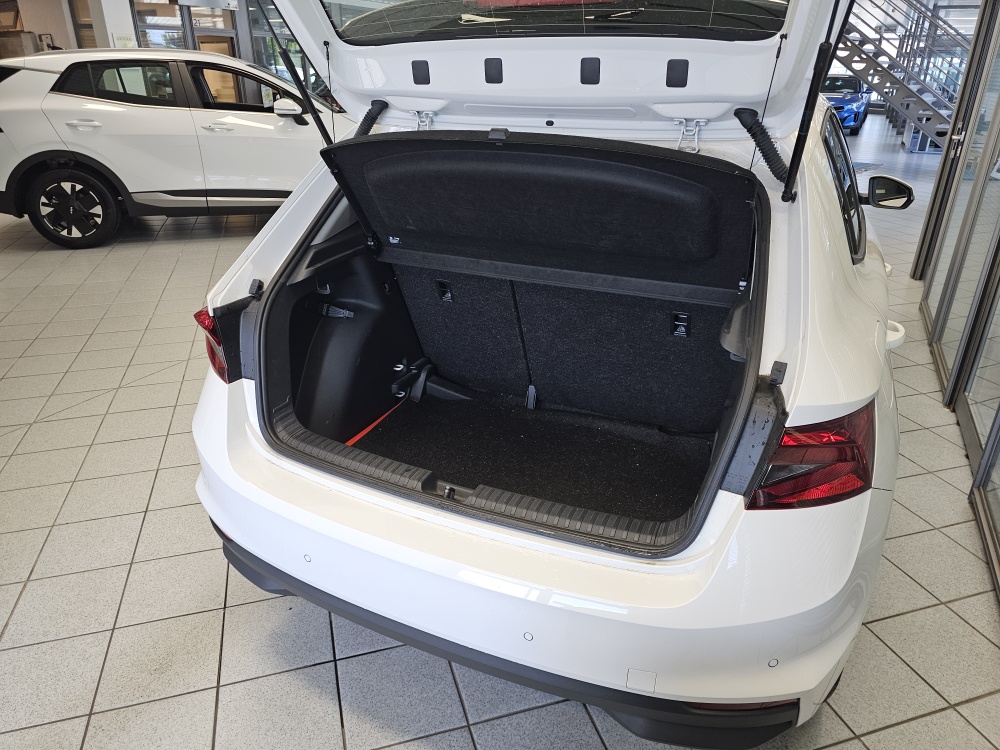 Skoda Fabia bei Hoffmann Automobile in Wolfsburg kaufen und sofort mitnehmen - Bild 2