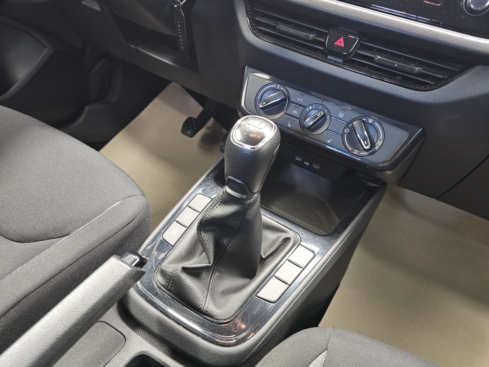 Skoda Fabia bei Hoffmann Automobile in Wolfsburg kaufen und sofort mitnehmen - Bild 7