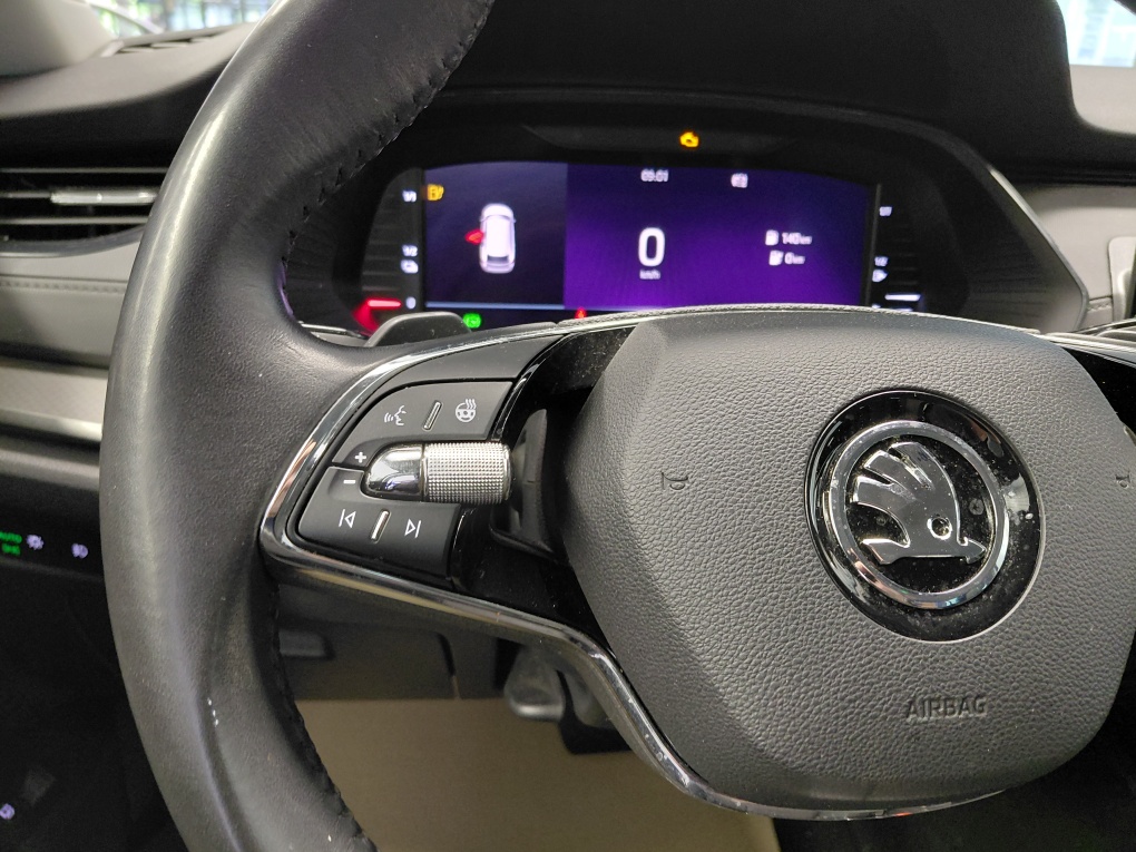 Skoda Octavia Combi bei Hoffmann Automobile in Wolfsburg kaufen und sofort mitnehmen - Bild 18