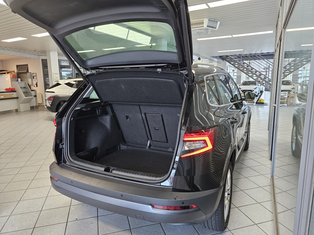 Skoda Karoq bei Hoffmann Automobile in Wolfsburg kaufen und sofort mitnehmen - Bild 2