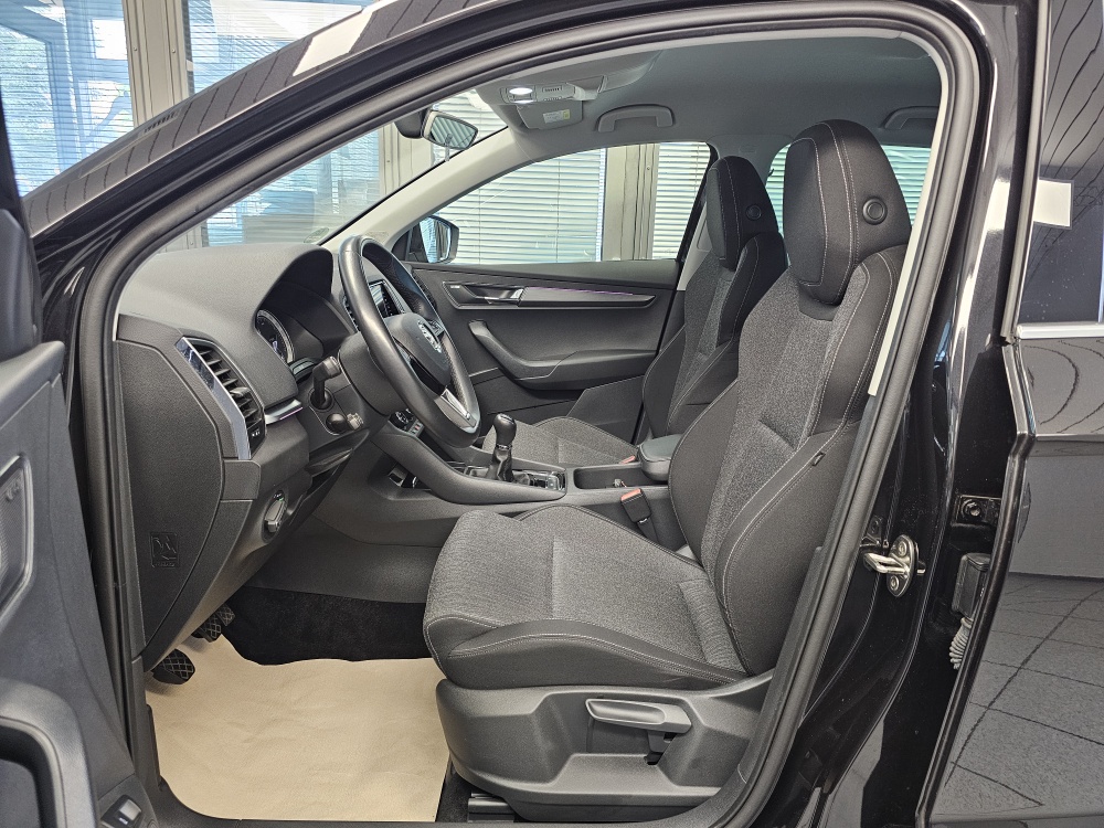 Skoda Karoq bei Hoffmann Automobile in Wolfsburg kaufen und sofort mitnehmen - Bild 24