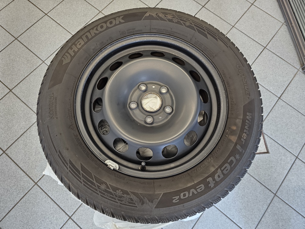 Skoda Karoq bei Hoffmann Automobile in Wolfsburg kaufen und sofort mitnehmen - Bild 6
