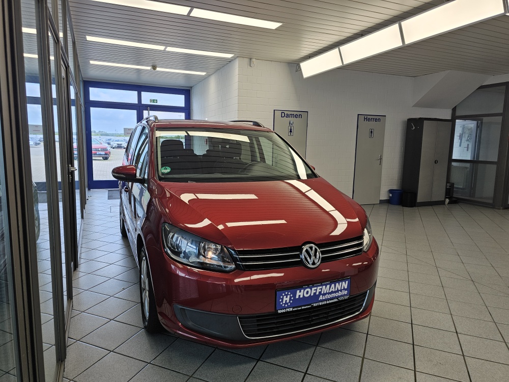 VW Touran bei Hoffmann Automobile in Wolfsburg kaufen und sofort mitnehmen - Bild 18