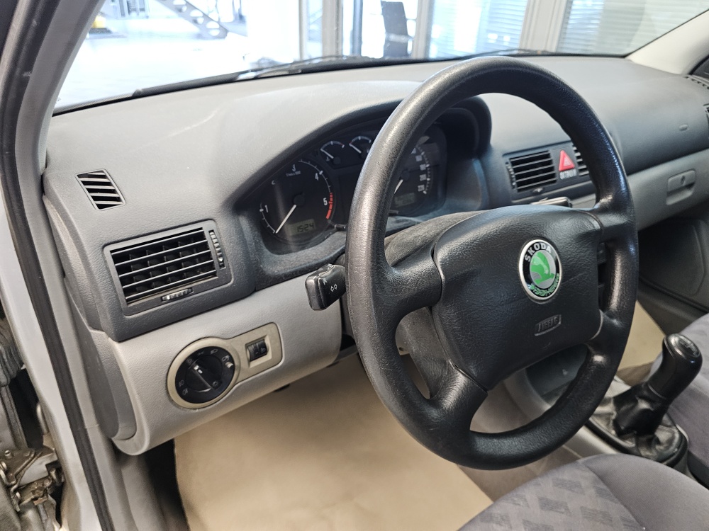 Skoda Octavia Combi bei Hoffmann Automobile in Wolfsburg kaufen und sofort mitnehmen - Bild 11