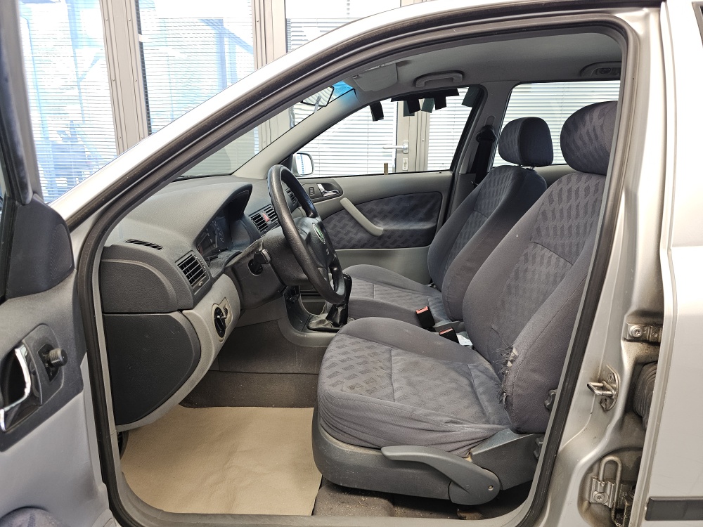 Skoda Octavia Combi bei Hoffmann Automobile in Wolfsburg kaufen und sofort mitnehmen - Bild 12
