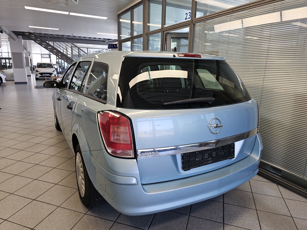 Opel Astra Caravan bei Hoffmann Automobile in Wolfsburg kaufen und sofort mitnehmen - Bild 3