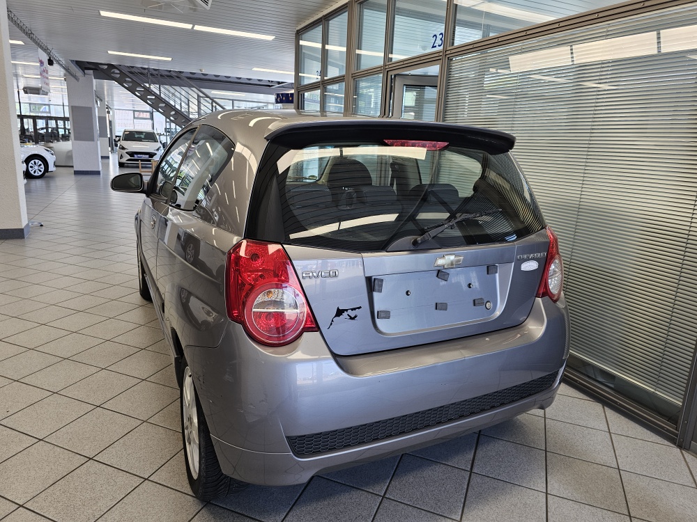 Chevrolet Aveo bei Hoffmann Automobile in Wolfsburg kaufen und sofort mitnehmen - Bild 3