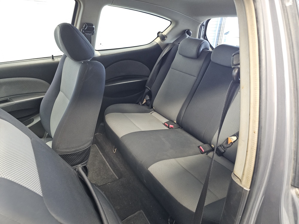 Chevrolet Aveo bei Hoffmann Automobile in Wolfsburg kaufen und sofort mitnehmen - Bild 4