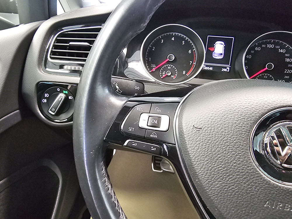 VW Golf bei Hoffmann Automobile in Wolfsburg kaufen und sofort mitnehmen - Bild 16