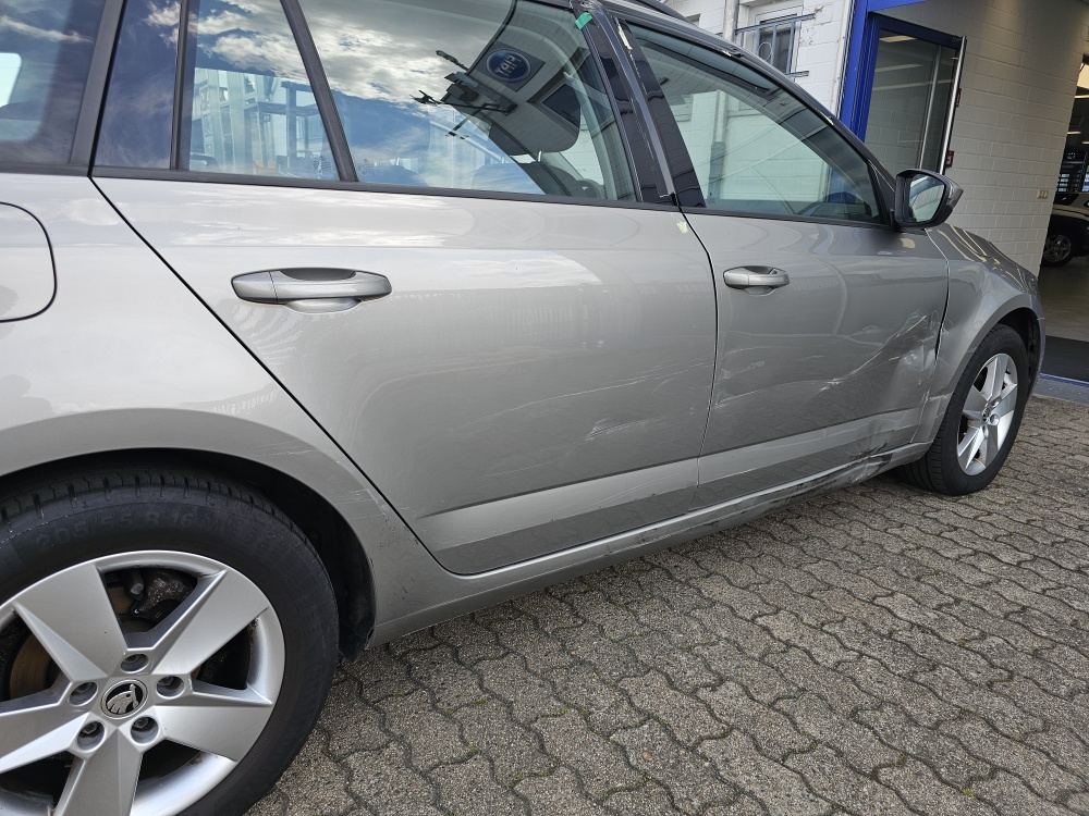 Skoda Octavia Combi bei Hoffmann Automobile in Wolfsburg kaufen und sofort mitnehmen - Bild 24