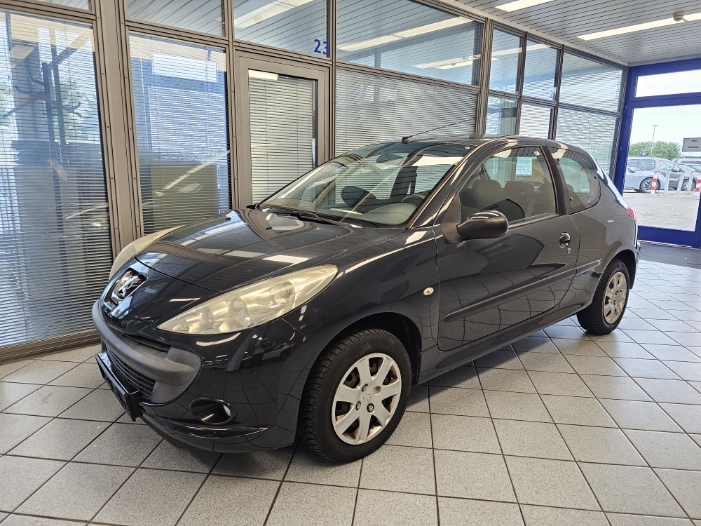 Peugeot 206 bei Hoffmann Automobile in Wolfsburg kaufen und sofort mitnehmen - Bild 1