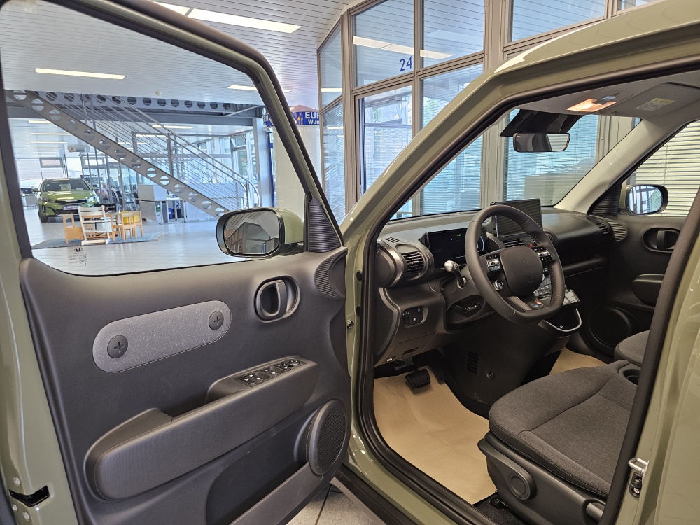 Hyundai Inster bei Hoffmann Automobile in Wolfsburg kaufen und sofort mitnehmen - Bild 23
