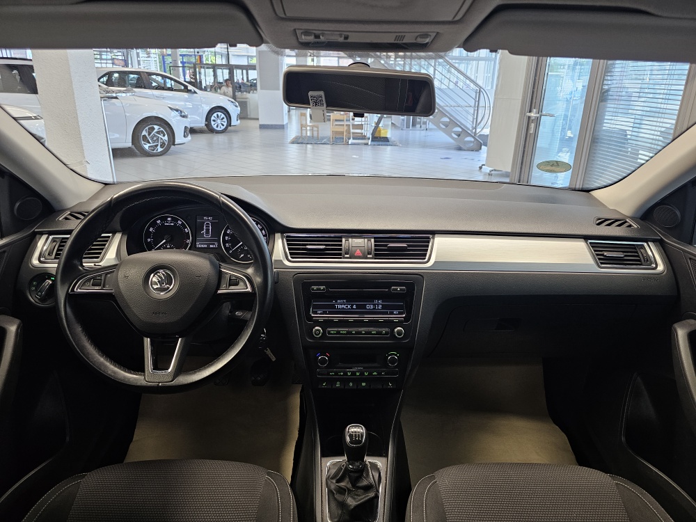 Skoda Rapid Spaceback bei Hoffmann Automobile in Wolfsburg kaufen und sofort mitnehmen - Bild 5