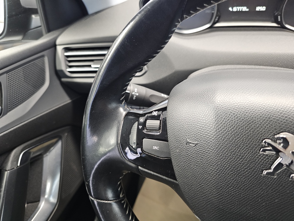 Peugeot 308 SW bei Hoffmann Automobile in Wolfsburg kaufen und sofort mitnehmen - Bild 14