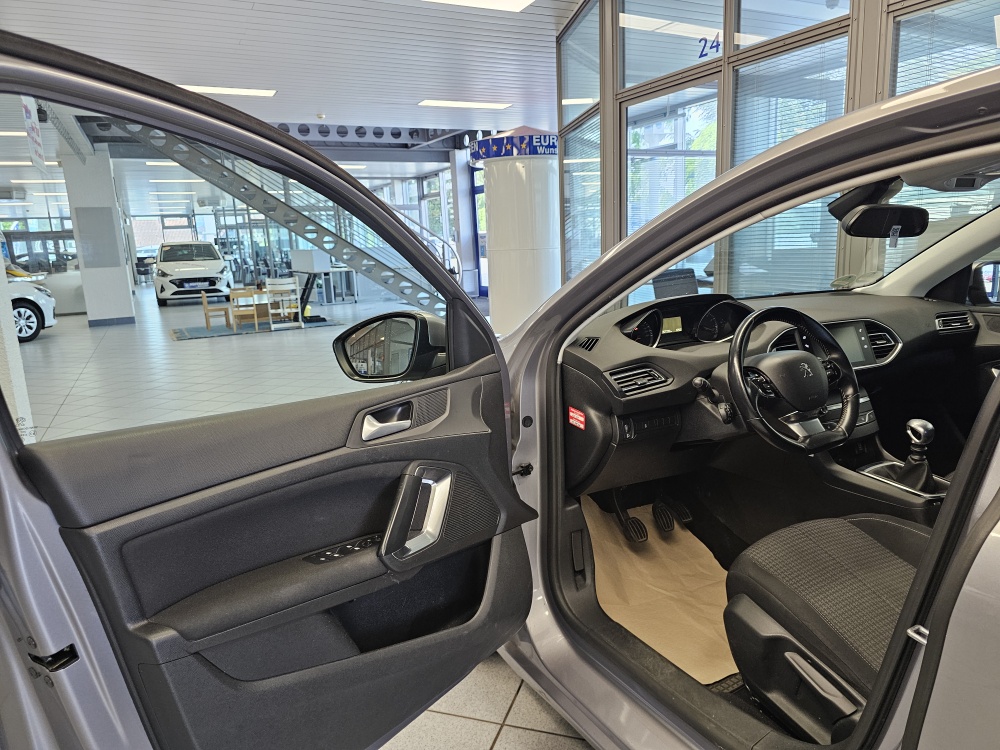 Peugeot 308 SW bei Hoffmann Automobile in Wolfsburg kaufen und sofort mitnehmen - Bild 19